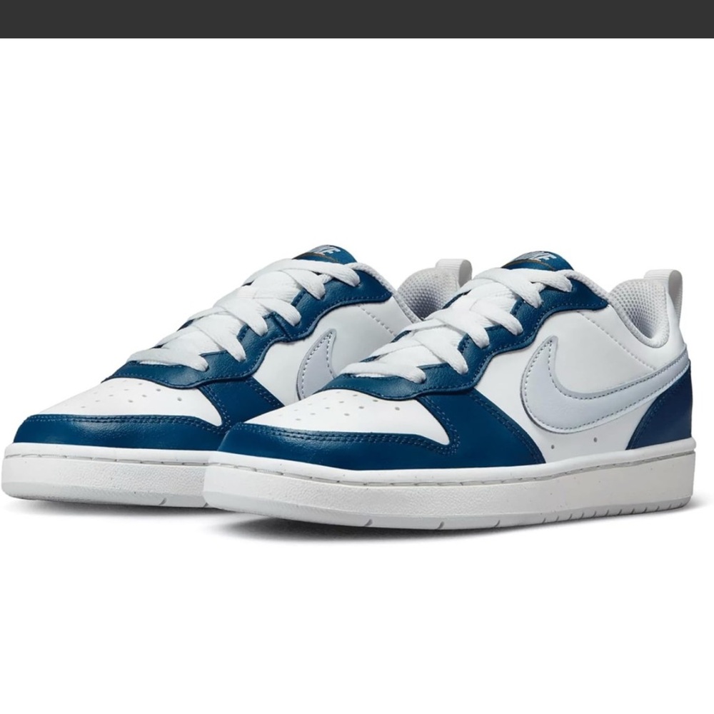 Nike Blue and White Sneakers Classic Design